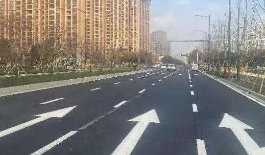 蘇州小區(qū)內(nèi)的市政道路應(yīng)如何劃線？