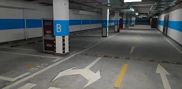 蘇州劃停車(chē)位線多少錢(qián)一個(gè)，價(jià)格取決于哪些因素？